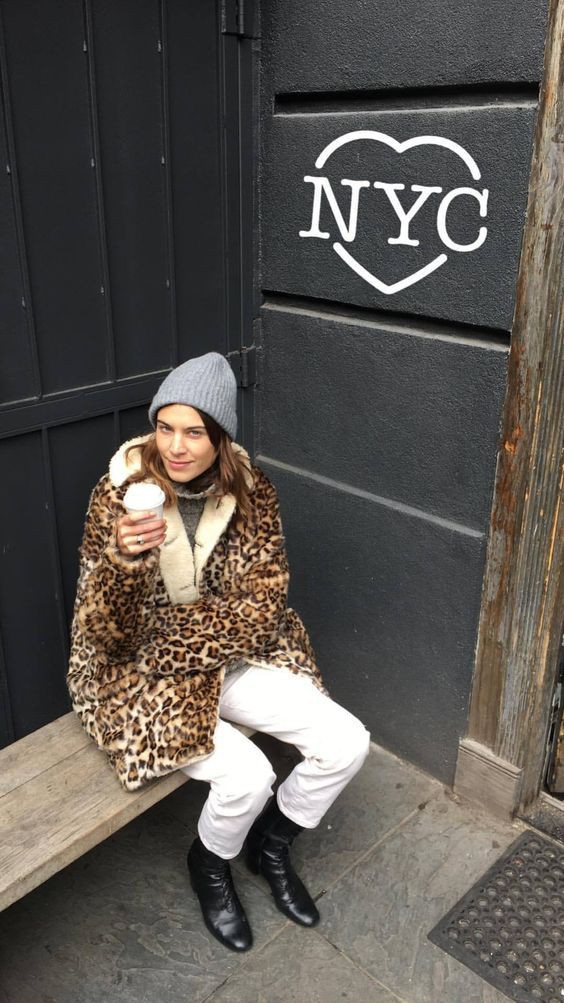 Alexa chung instagram stories, Alexa Chung: Alexa Chung,  Street Style,  Jacket Outfits  