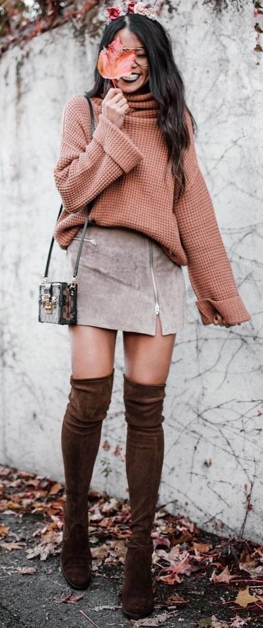 Discovery ideas on cute streetwear outfits, Street fashion: winter outfits,  Boot Outfits,  holiday outfit,  Street Style,  Casual Outfits  