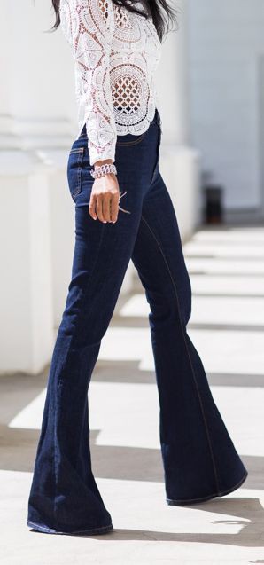 Pantalon acampanado de mezclilla, Slim-fit pants | Blue Jeans Top  Combination | blue jeans outfit, Casual Jeans, Casual wear