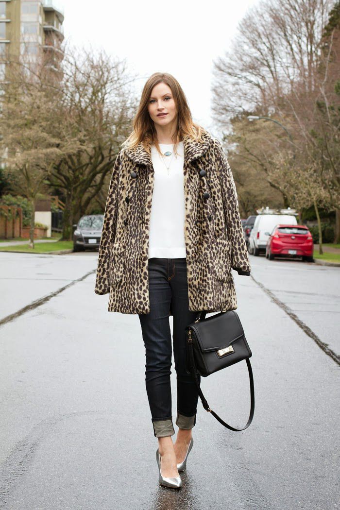 Outfits With Leopard Print Jackets, Animal print, Polo neck: Fur clothing,  Polo neck,  Animal print,  Jacket Outfits,  Lounge jacket  