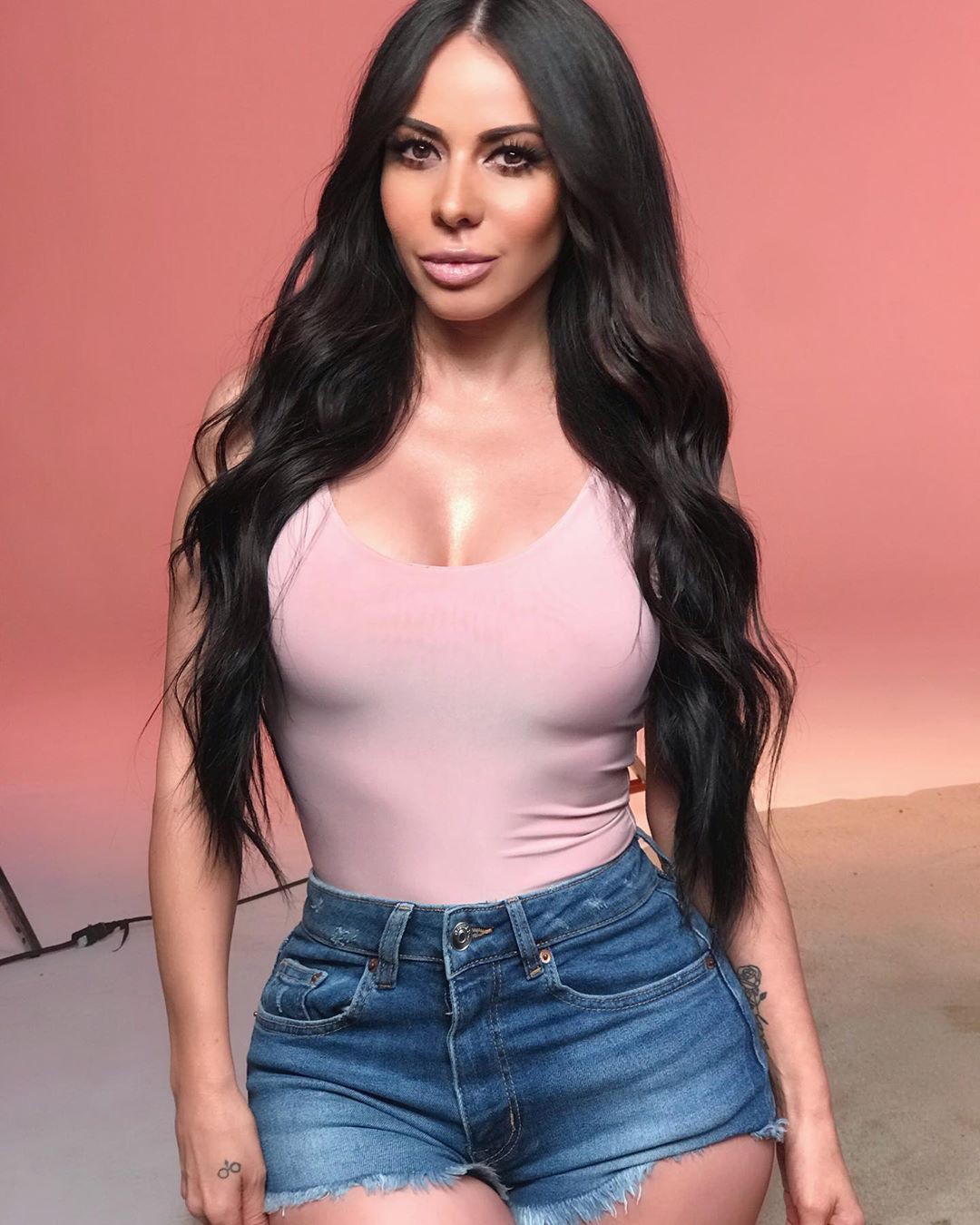 Perfect and best ideas for jimena sanchez, Jimena Sanchez: Kendall Jenner,  Kim Kardashian,  Television presenter,  Paris Hilton,  Hot Instagram Models  