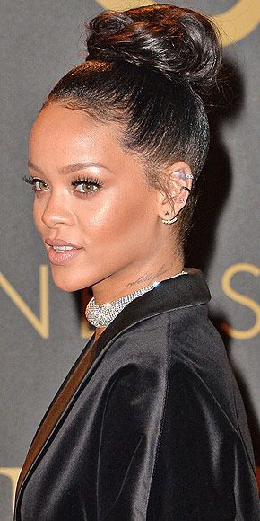 Fenty Beauty, Black hair: Hair Color Ideas,  Fenty Beauty,  Black hair,  Rihanna Best Looks  