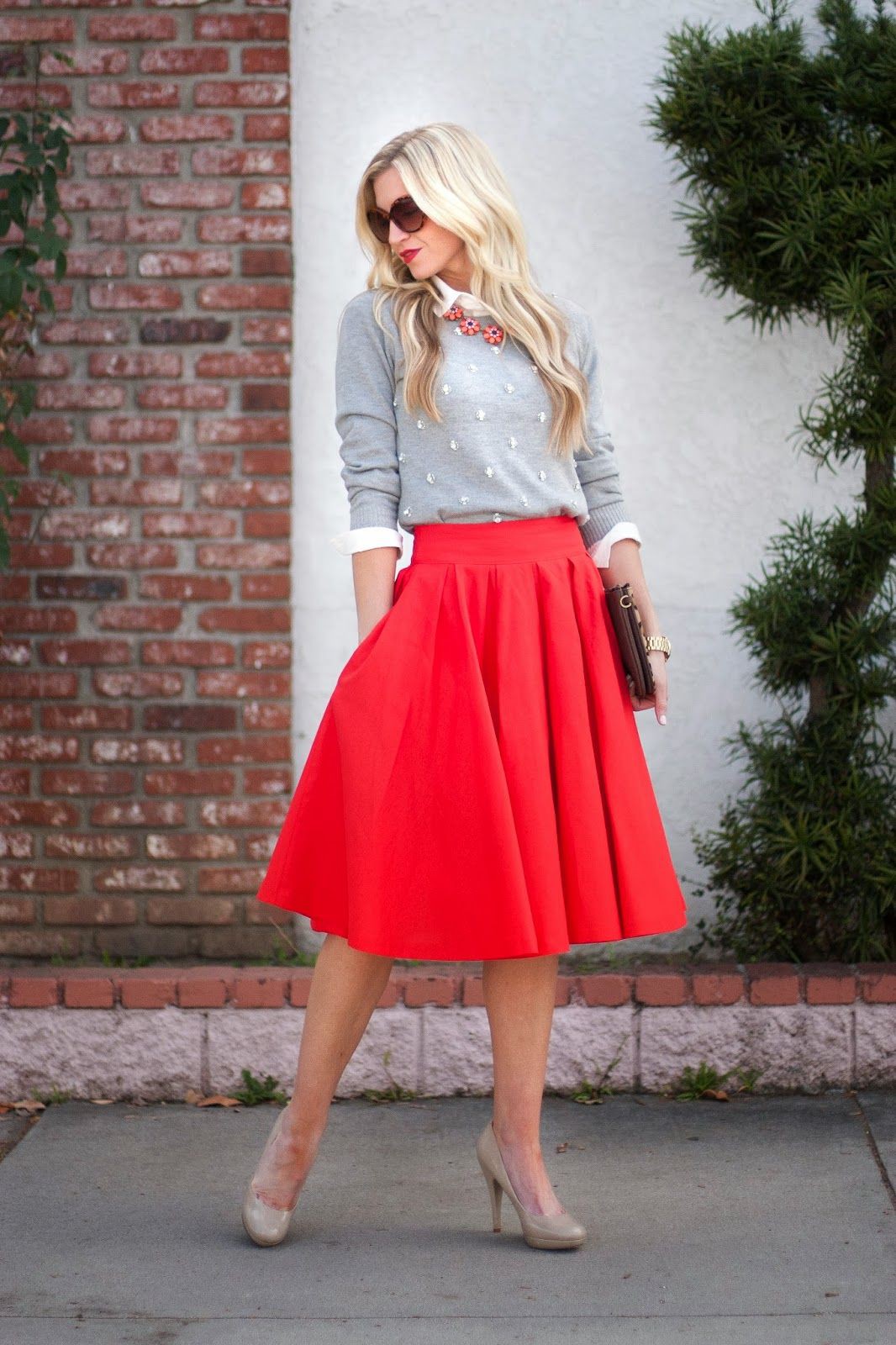 Admirable ideas for son moda etekler, Pencil skirt | Red Skirt Outfit ...