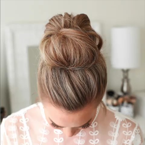 Lovely ideas! messy bun, Missy Sue: Long hair,  Bun Hairstyle  