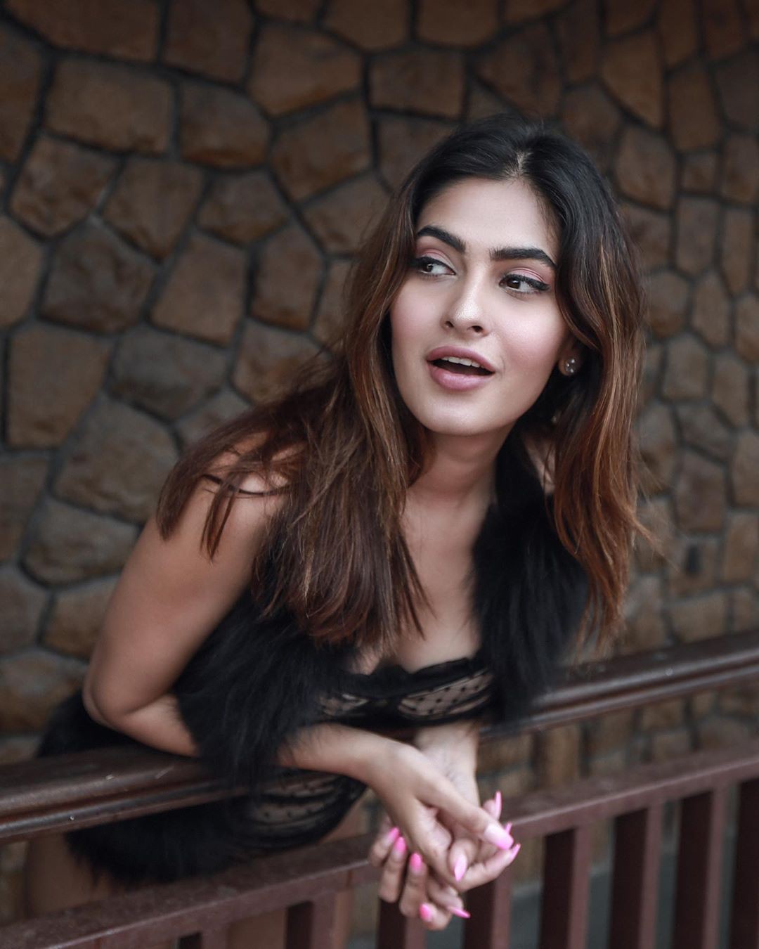 Style to choose karishma sharma, Ragini MMS: Returns: Karishma Sharma,  Pavitra Rishta  