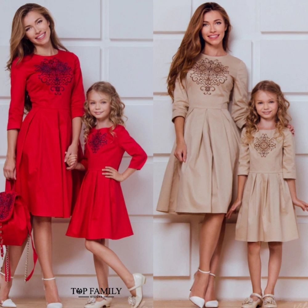 Mother daughter christmas outfits, Party dress | Twinning Outfit Ideas ...