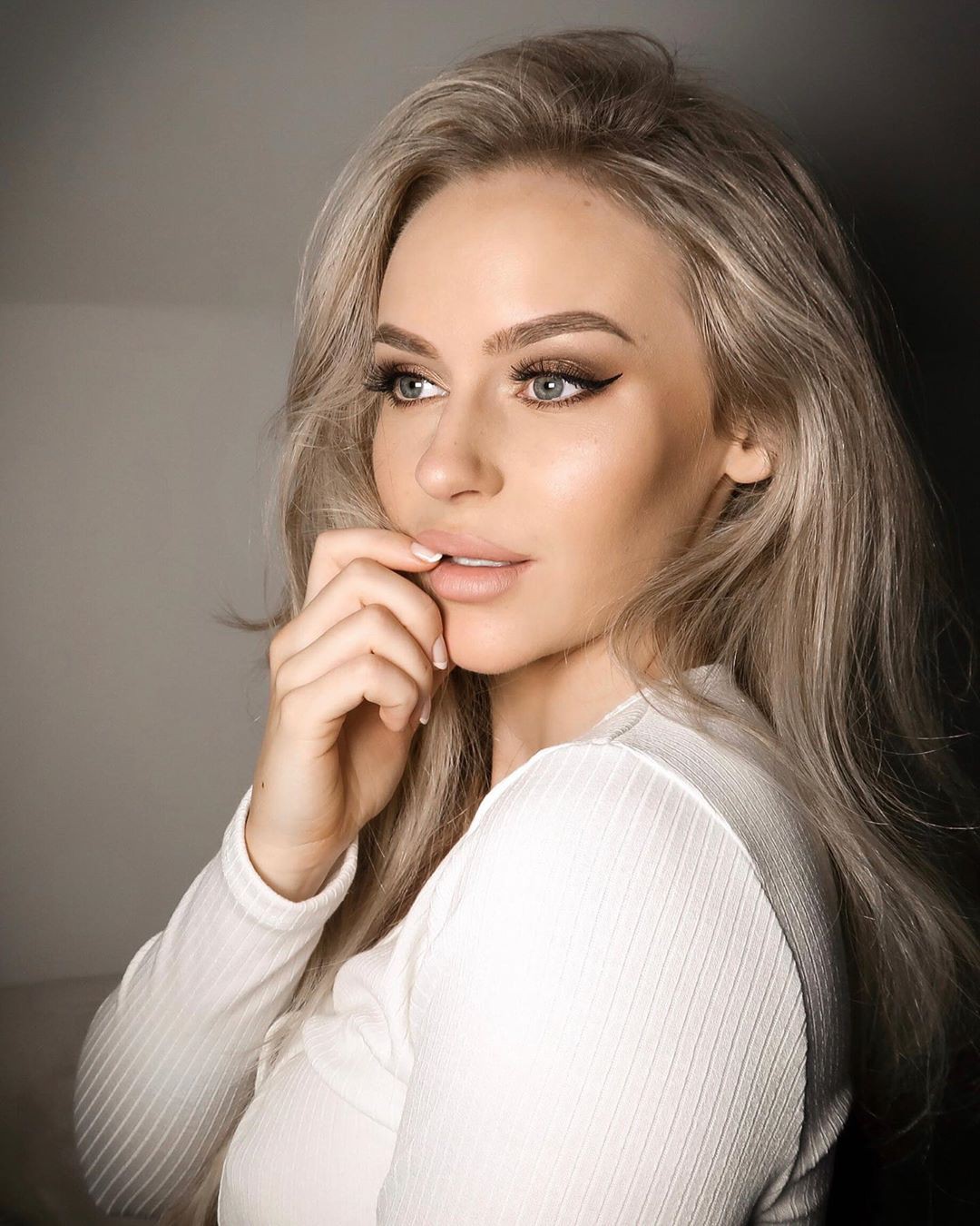 Anna Nystrom Instagram Pictures, Anna Nystrom, Like button: Anna Nystrom  