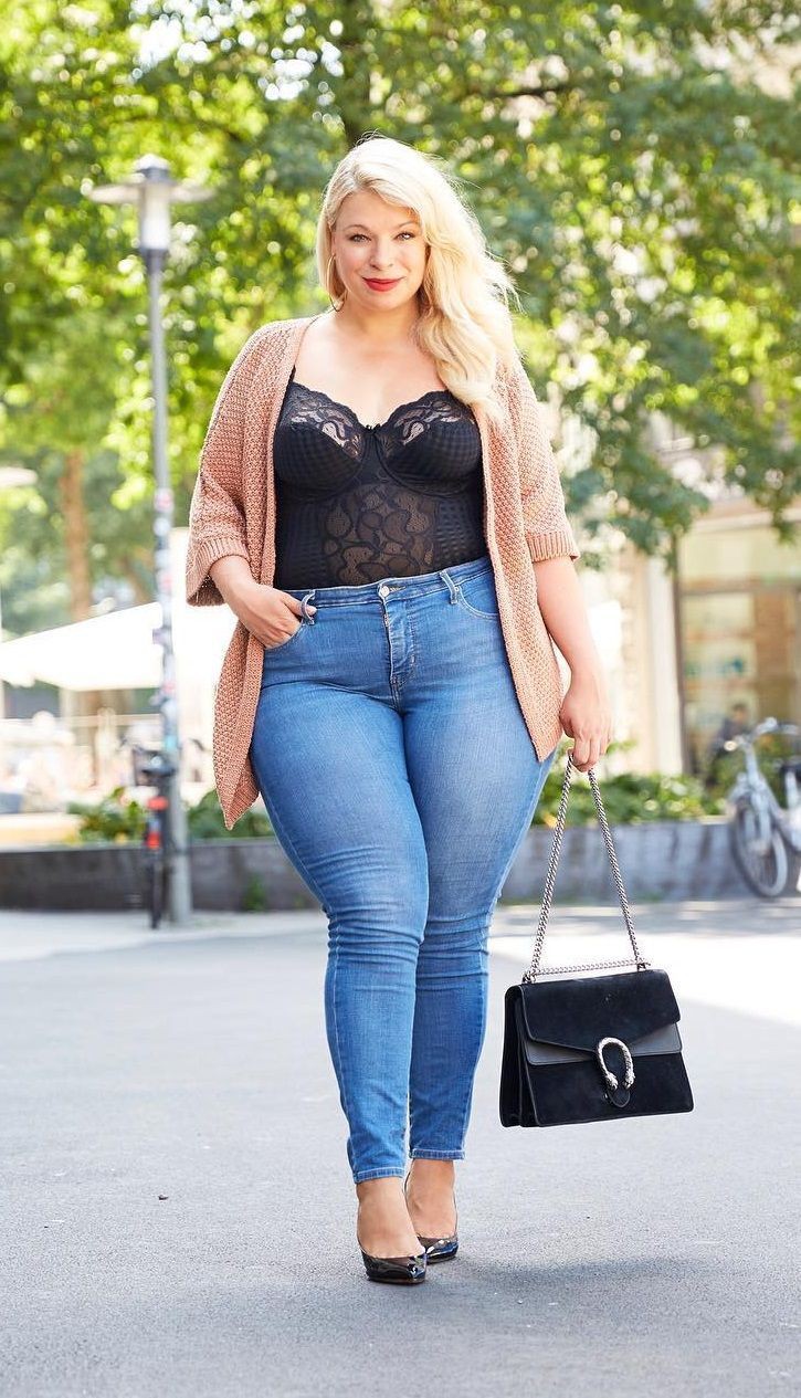 Looks sexy plus size, Plus-size clothing: Plus size outfit,  Plus-Size Model  