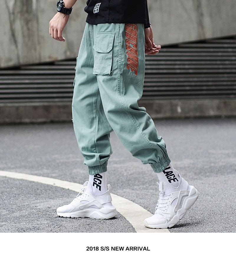 Jogger Outfit Ideas For Girls, Trousers Loose fit, Hip hop fashion: cargo pants,  Slim-Fit Pants,  Jogger Outfits  