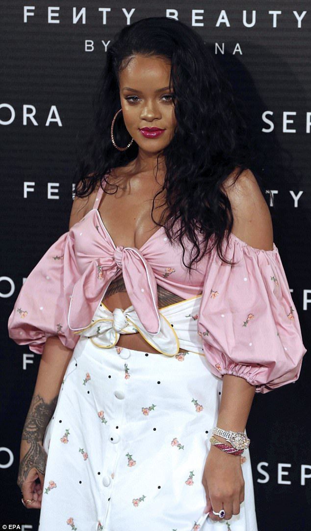 Rihanna madrid fenty beauty: Fenty Beauty,  Rihanna Hot Pics  