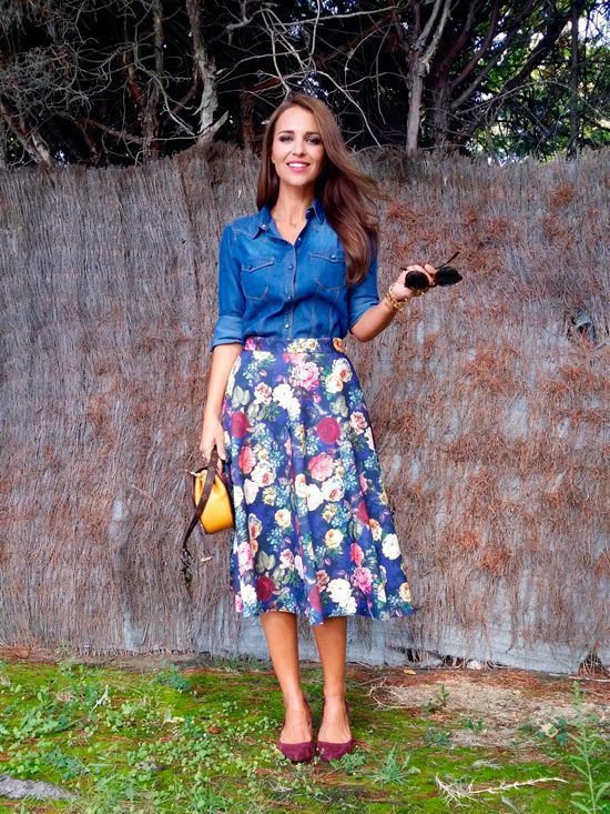 Denim shirt floral skirt, Modest fashion: shirts,  Pencil skirt,  Fashion week,  Casual Outfits,  Midi Skirt Outfit,  Floral Midi,  Denim Shirt  