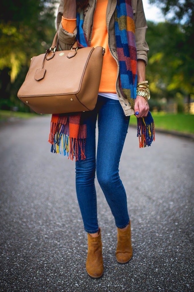 Dresses With Scarves, Street fashion, Fashion blog: winter outfits,  fashion blogger,  Scarves Outfits  