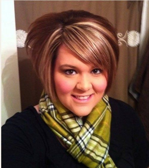 27 Slimming Hairstyles For Round, Chubby Faces