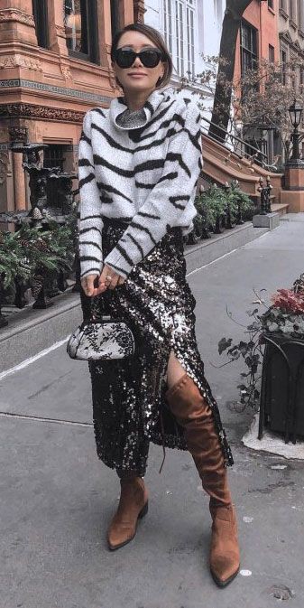 Holiday Outfit Ideas For Women, Christmas Day, Family reunion: Christmas Day,  holiday outfit,  Casual Outfits  