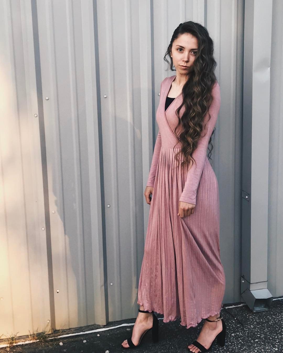 Prom dress ideas for fashion model, Modest fashion | Winter Outfits For  Church | Bridesmaid dress, Casual wear, Church Outfit