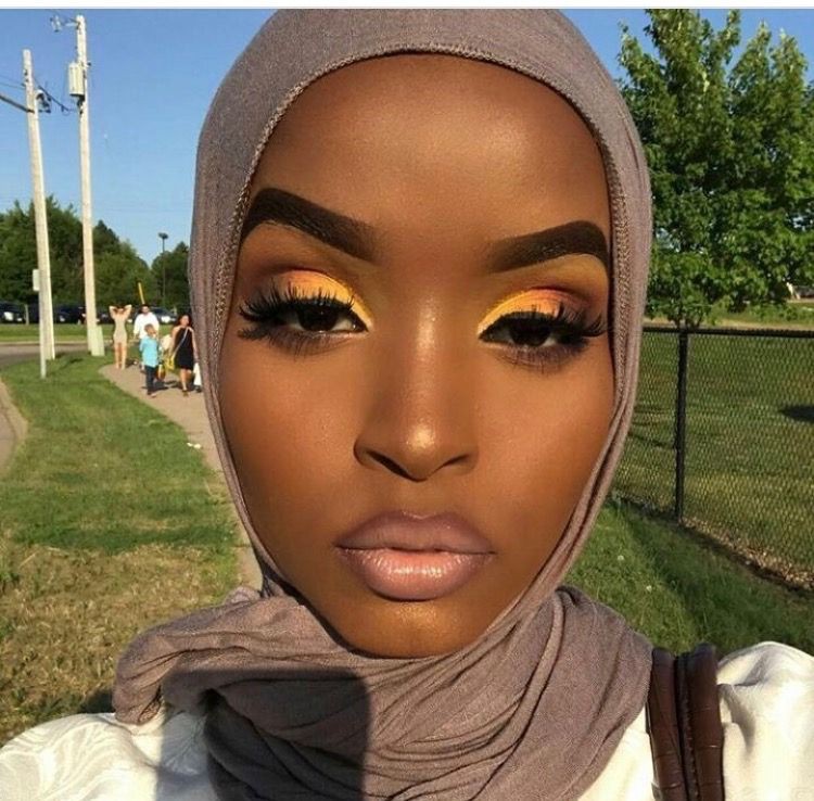 Yellow makeup look black girl: Dark skin,  Black Women,  Eye Shadow,  facial makeup  