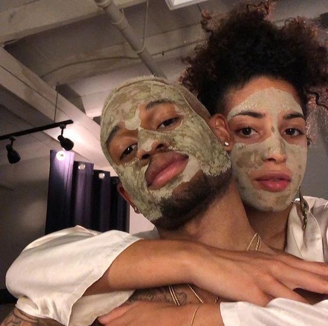 Couples avec des masque post bad: Cute Couples  