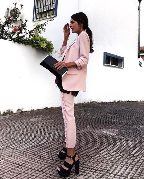 Traje de chaqueta rocio osorno: Lapel pin,  Blazer Outfit  