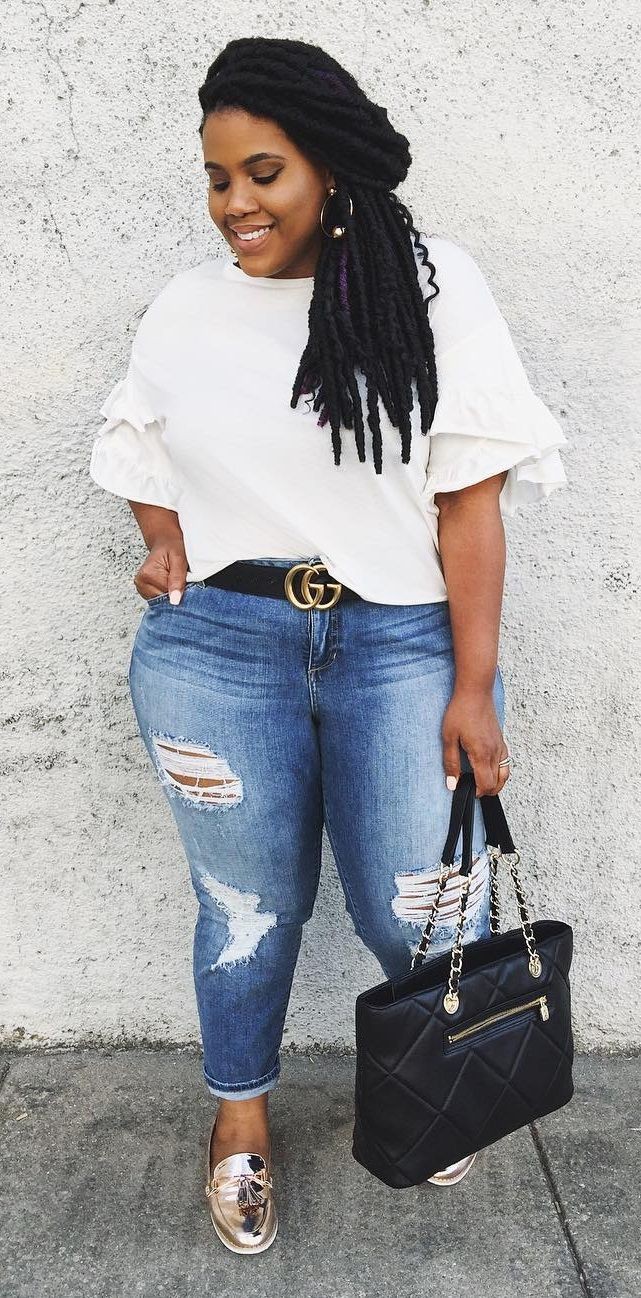 White t shirt and jeans women plus size | Plus Size Outfits Ideas | Casual  Jeans, Casual wear, Clothing sizes