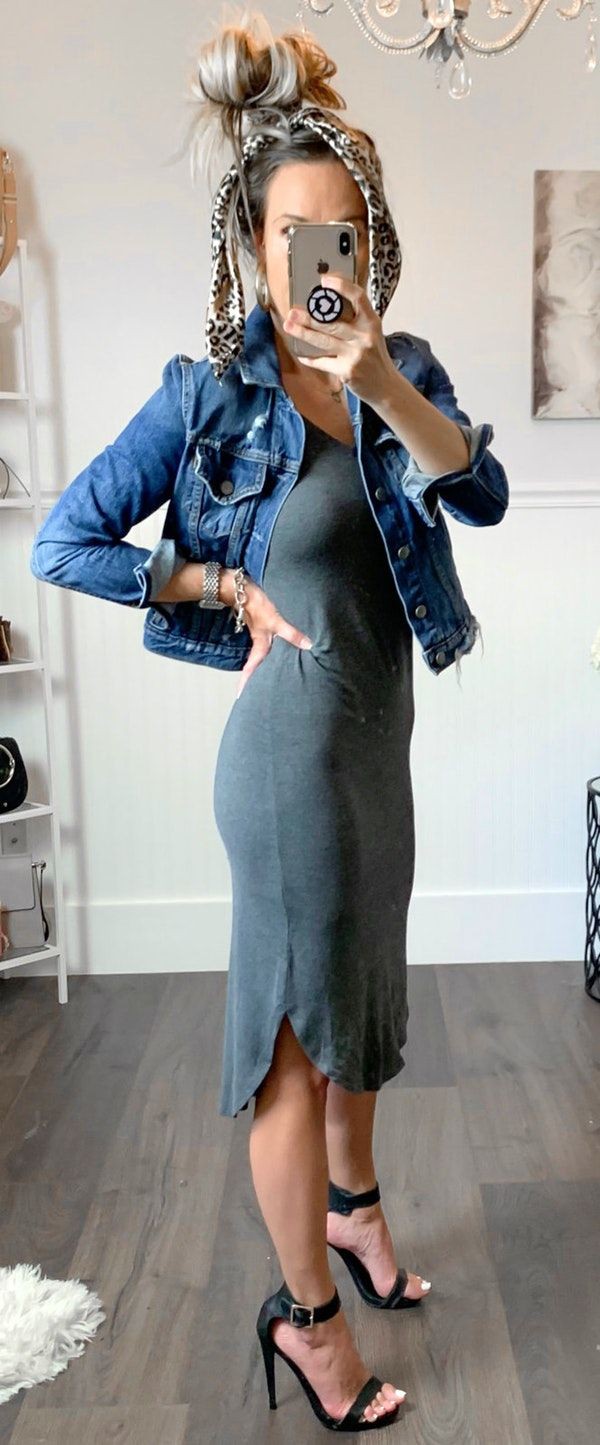 Spring Outfits For Women, Slim-fit pants, Casual wear: Sleeveless shirt,  Jean jacket,  Slim-Fit Pants,  Jeans Fashion,  Spring Outfits,  Casual Outfits  