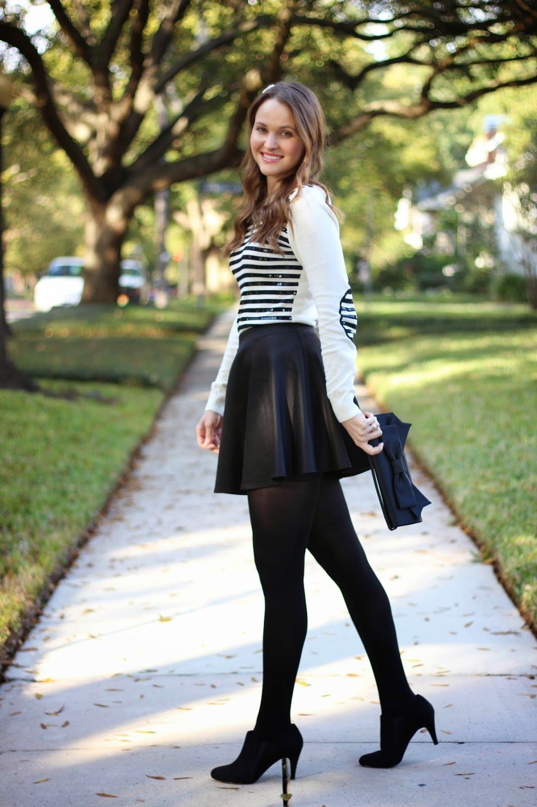 Skater Skirt Outfits With Tights