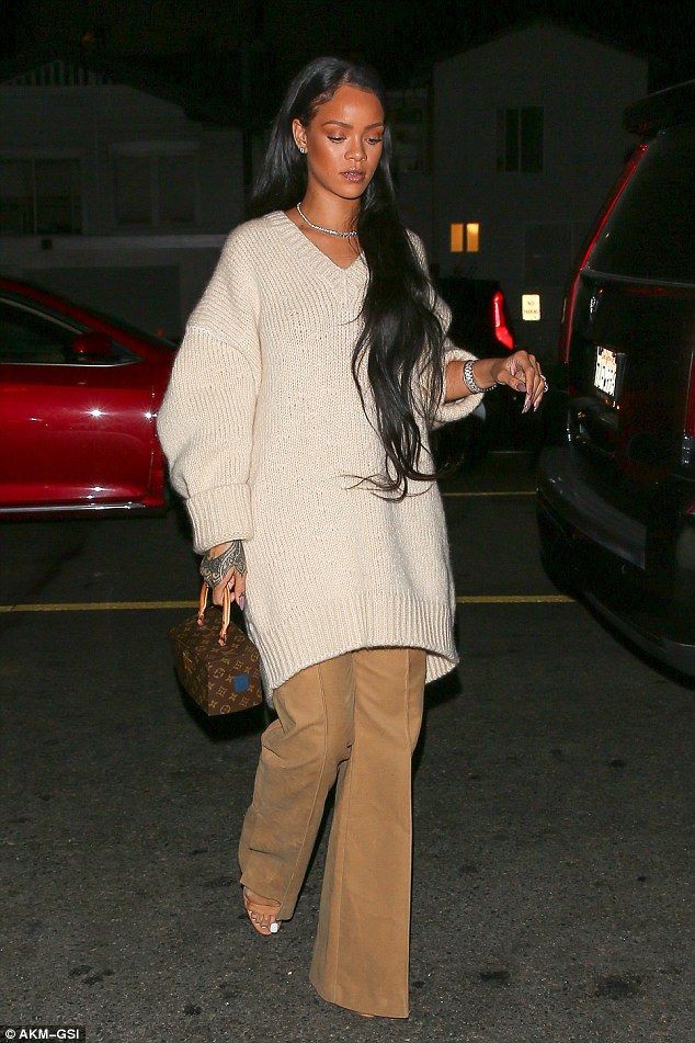 Casual dress ideas for rihanna street style, Giorgio Baldi: Street Style,  Tom + Lorenzo,  Rihanna Style,  Giorgio Baldi  