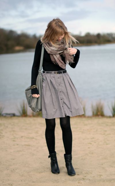 Tights With Skirt Outfit: Skirt Outfits,  Swing skirt  
