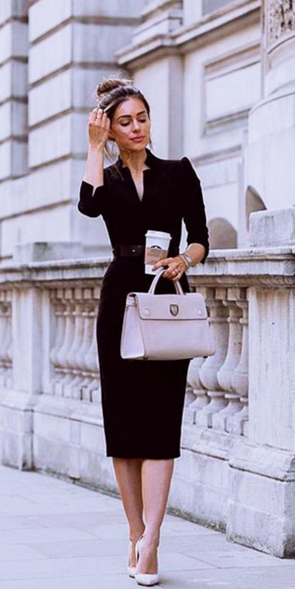 Fashion for women in their 40s: Business casual,  Pencil skirt,  Street Style,  Casual Outfits,  Funeral Outfits  