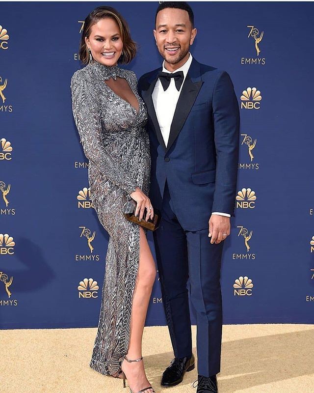 Birthday outfit ideas chrissy teigen emmys 2018, Primetime Emmy Award: Red Carpet Dresses,  Emmy Award,  couple outfits,  Chrissy Teigen  