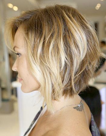 50 Haircuts for Thick Wavy Hair to Shape and Alleviate Your Beautiful Mane