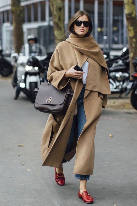 Red gucci loafer street style: Slip-On Shoe,  Oxford shoe,  Street Style,  Flat Shoes Outfits  