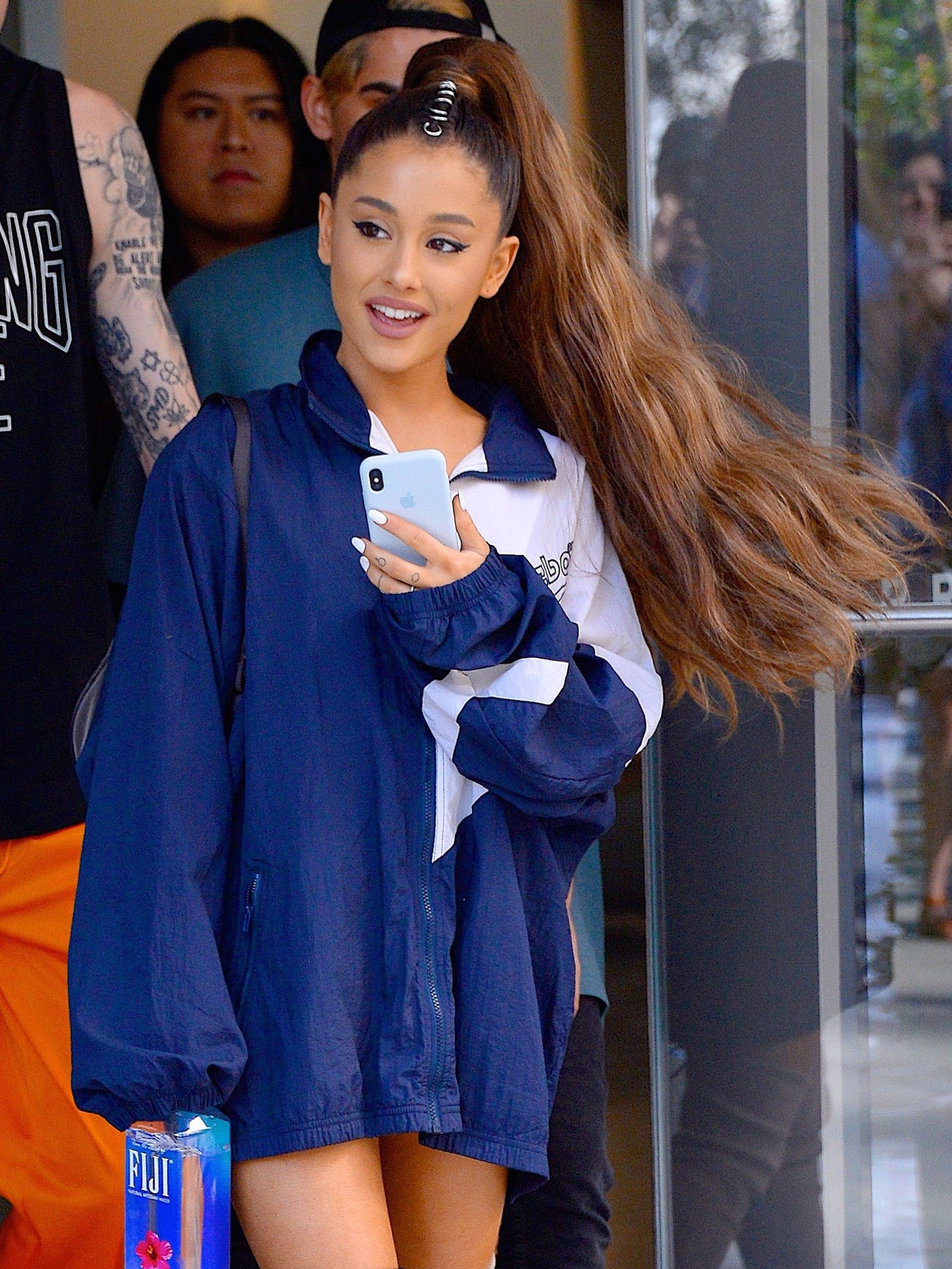 Ariana grande real hair 2019: Ariana Grande,  Mac Miller,  Ariana Grande’s Outfits  