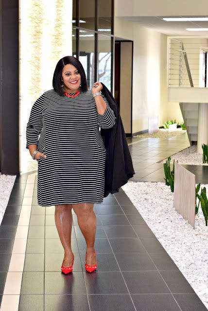 Plus Size Workwear Outfits, Little black dress, Sample size determination: Plus size outfit  