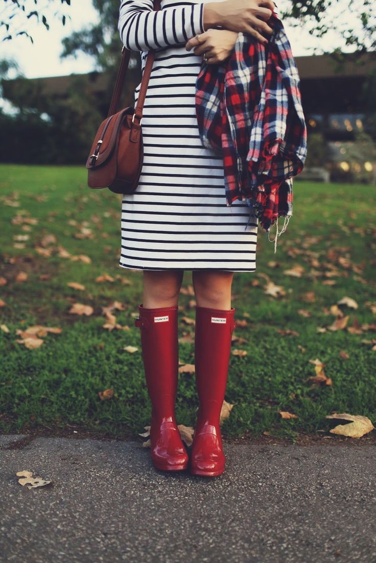 Can you wear rain boots when its not raining: Wellington boot,  Church Outfit  