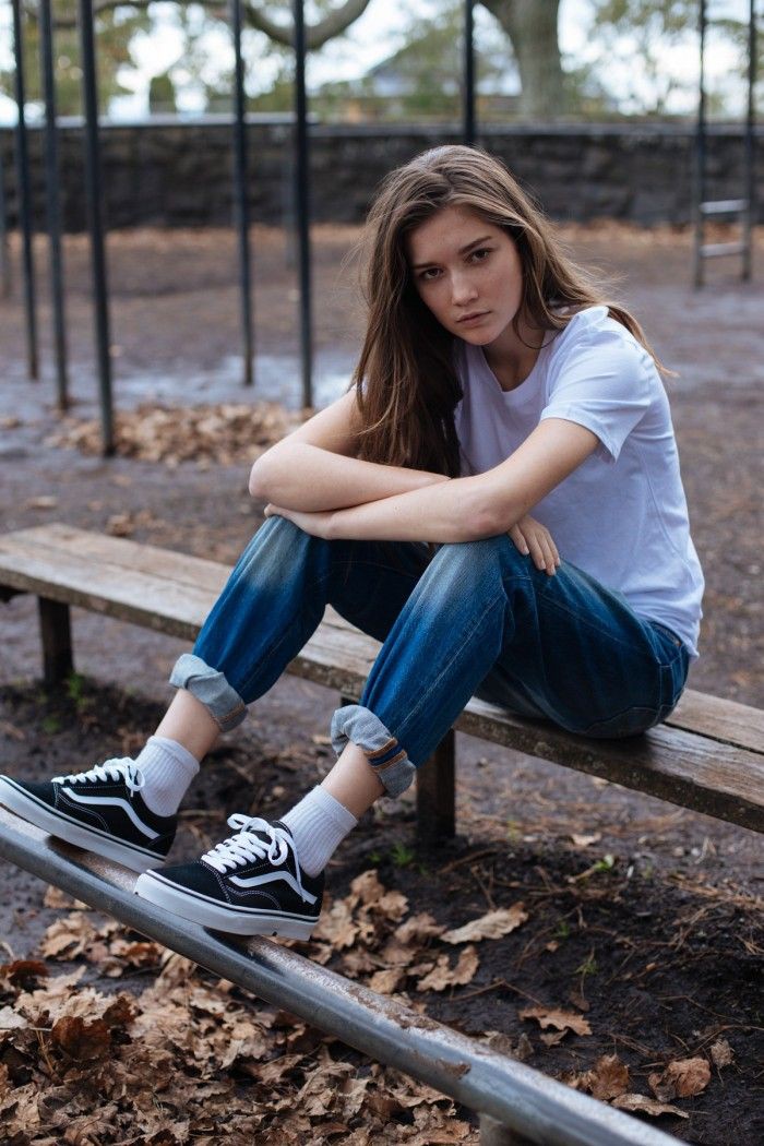 Street Style Tomboy Outfits: Blue Sneakers,  Casual Outfits,  Tomboy Outfit  