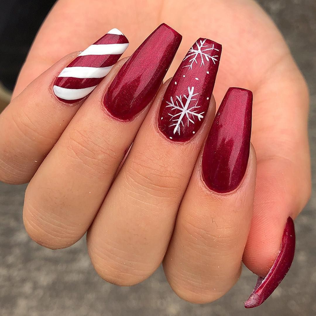 Summer outfit ideas unghie ballerina natalizie, Nail art: Christmas Day,  Nail Polish,  Nail art,  Nail salon,  Artificial nails,  Christmas Nails  