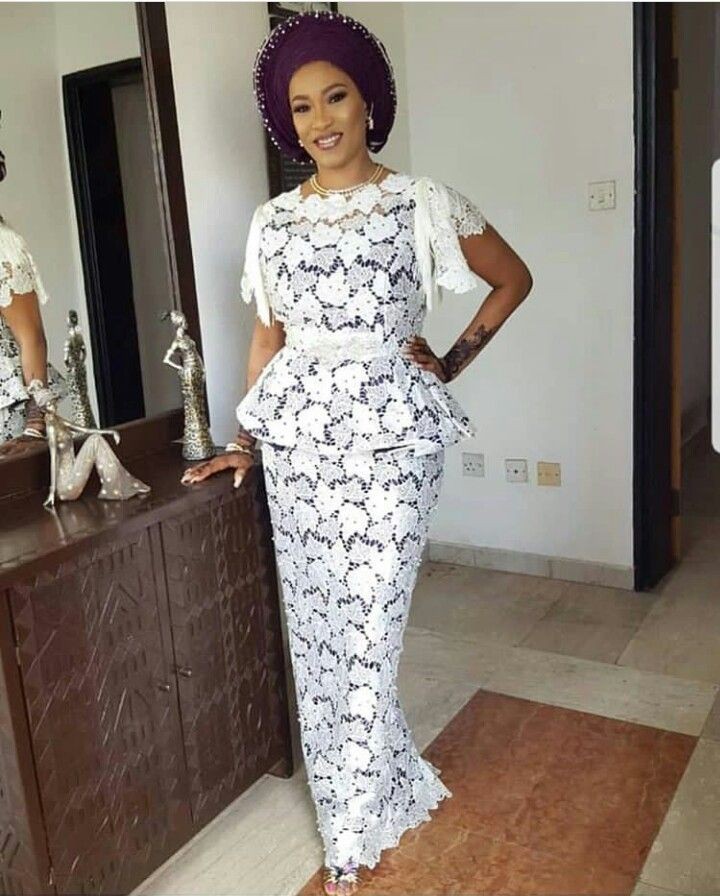 Aso ebi robe africaine en dentelle: party outfits,  Wedding dress,  African Dresses,  Aso ebi,  Kaba Styles  