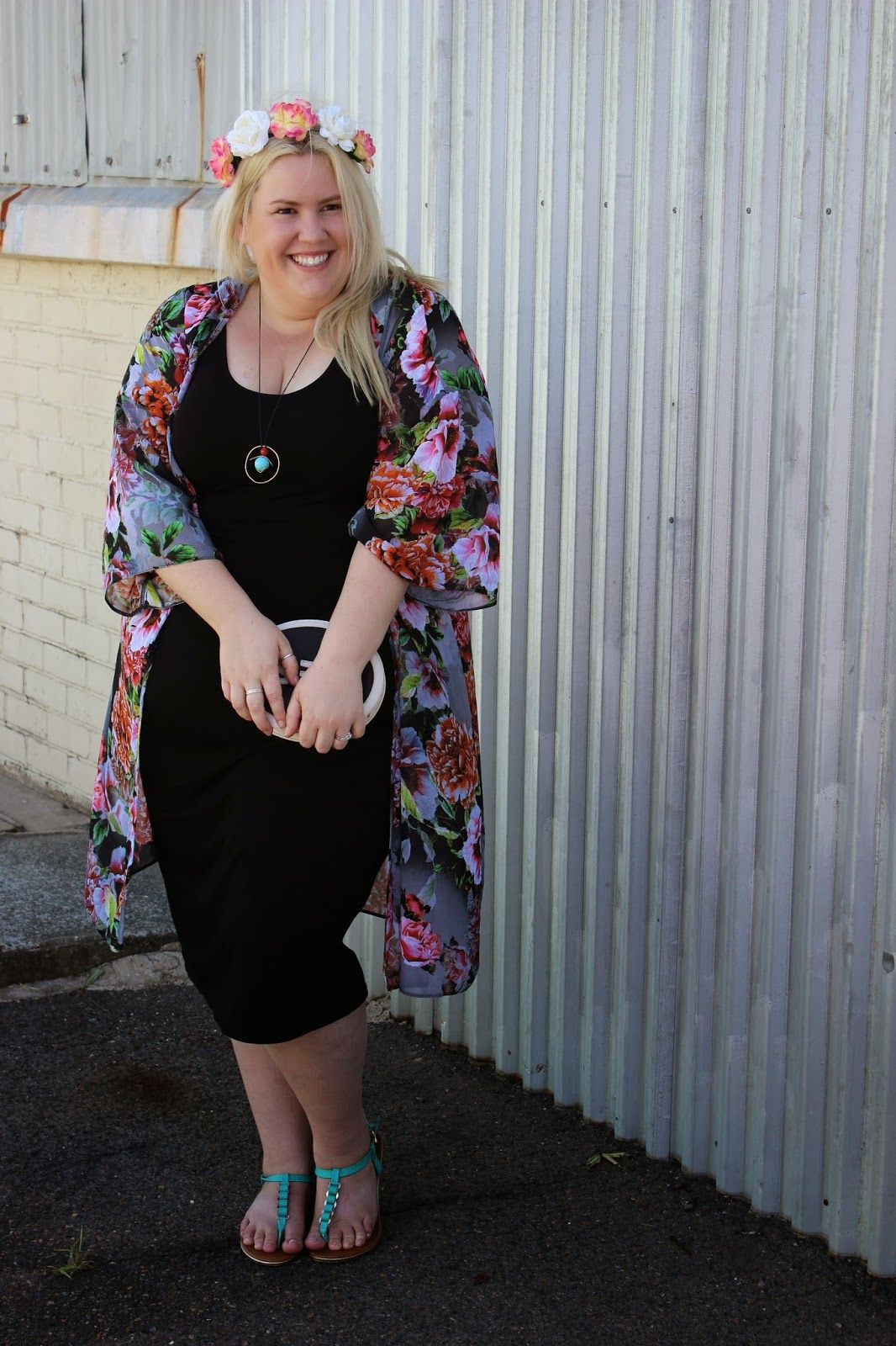 Summer Days Kimono Plus Size Outfits: kimono outfits,  Kimono Outfit Ideas  