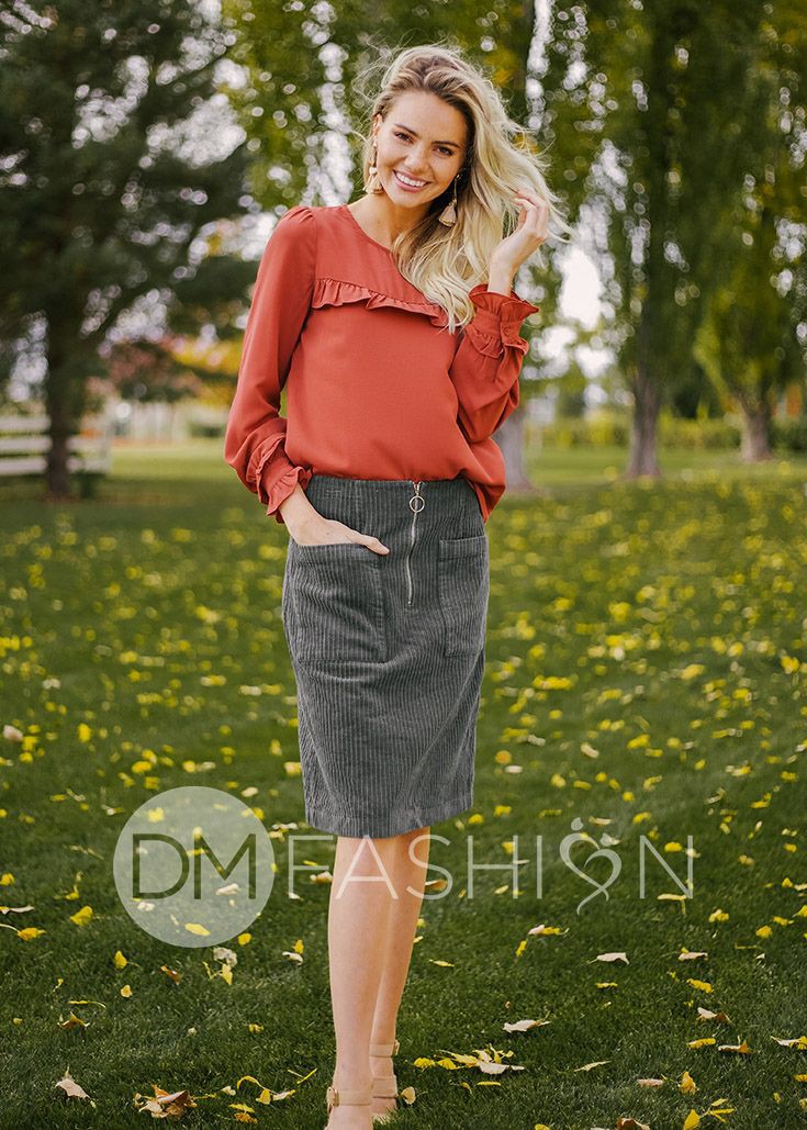 Corduroy Skirt Outfit: Skirt Outfits,  Beautiful Girls,  Photo shoot  