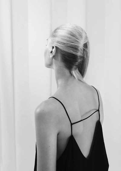 Open Back Shirt Outfits, Minimalist Fashion, Backless dress: Backless dress,  Fashion photography,  Spaghetti strap,  Sleeveless shirt,  Minimalist Fashion,  Top Outfits  