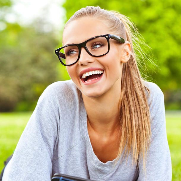 Paris type style frauen mit brille: Nerdy Glasses  