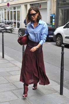 Stylish Skirt And Boots Clothing For Fall: Skirt Outfits,  Skirt And Boots Outfit,  Casual Outfits  