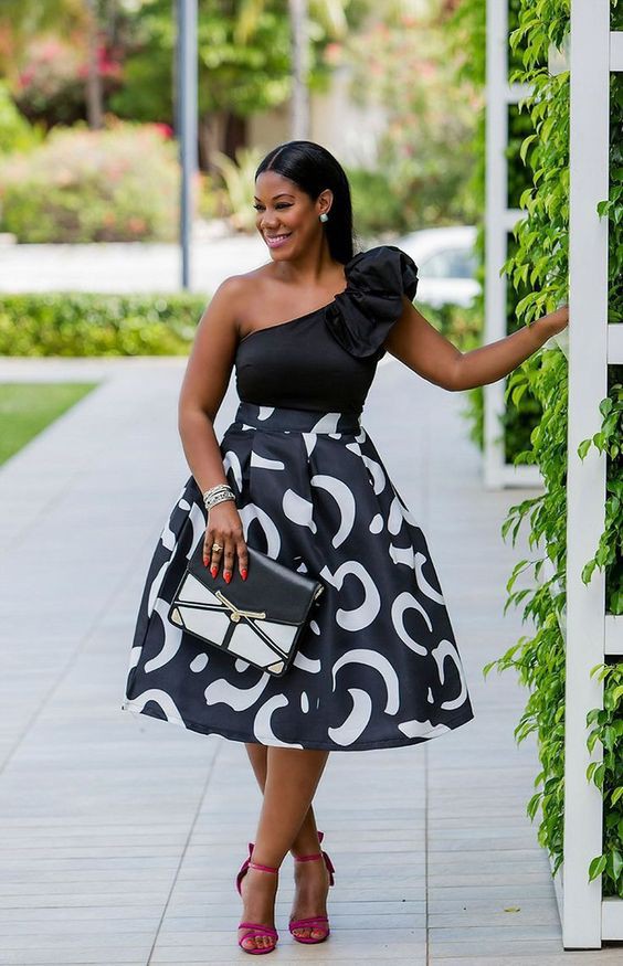 Modern Stylish Easter Outfits For Black Women 2020: Easter Outfits,  Cute Easter Outfits,  Shorts Outfit  