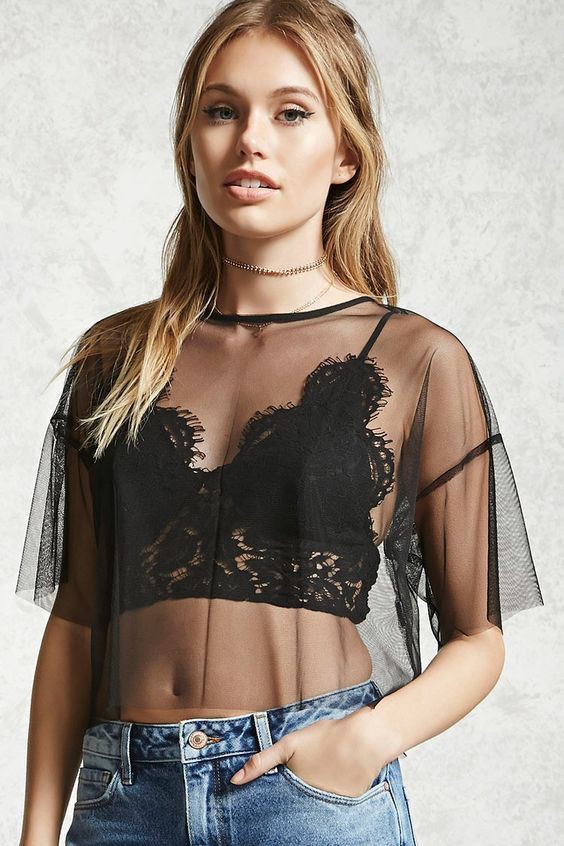 Bralette Black Crop Ripped Jeans Outfits | Outfit Bralette | Bra Bralette Outfits, Bra Bralette Bras