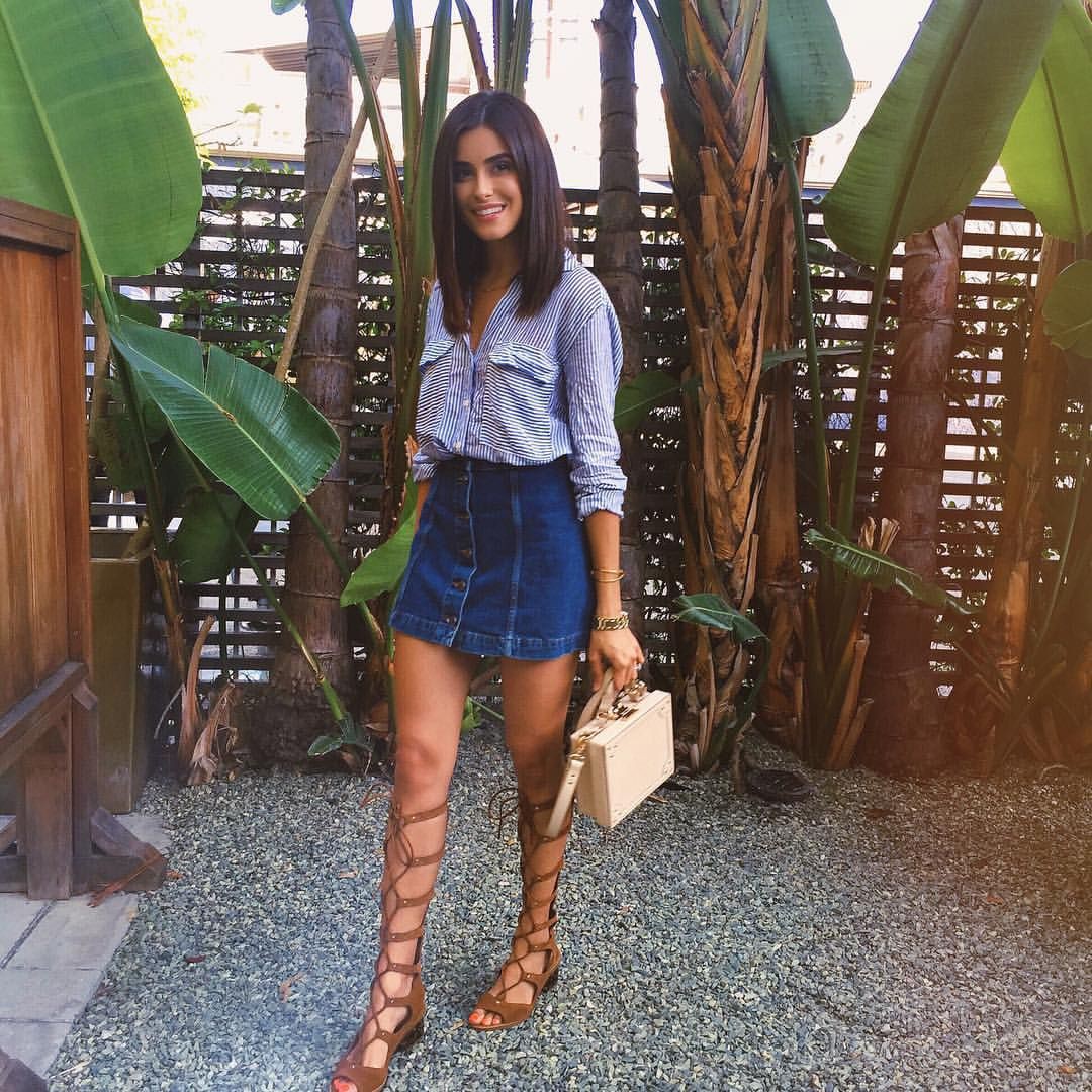 Ways to style a sazan hendrix instagram, Denim skirt | Buttoned Skirt ...