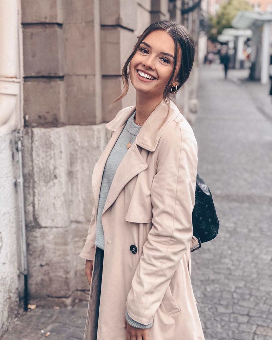 Amelie Weissenberger Trench coat: Trench coat,  Beautiful Girls,  Amelie Weissenberger  