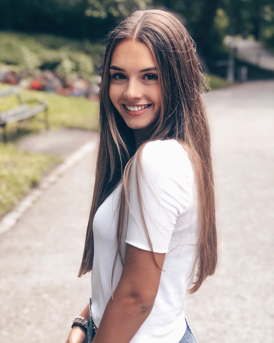 german teen amateur brunette
