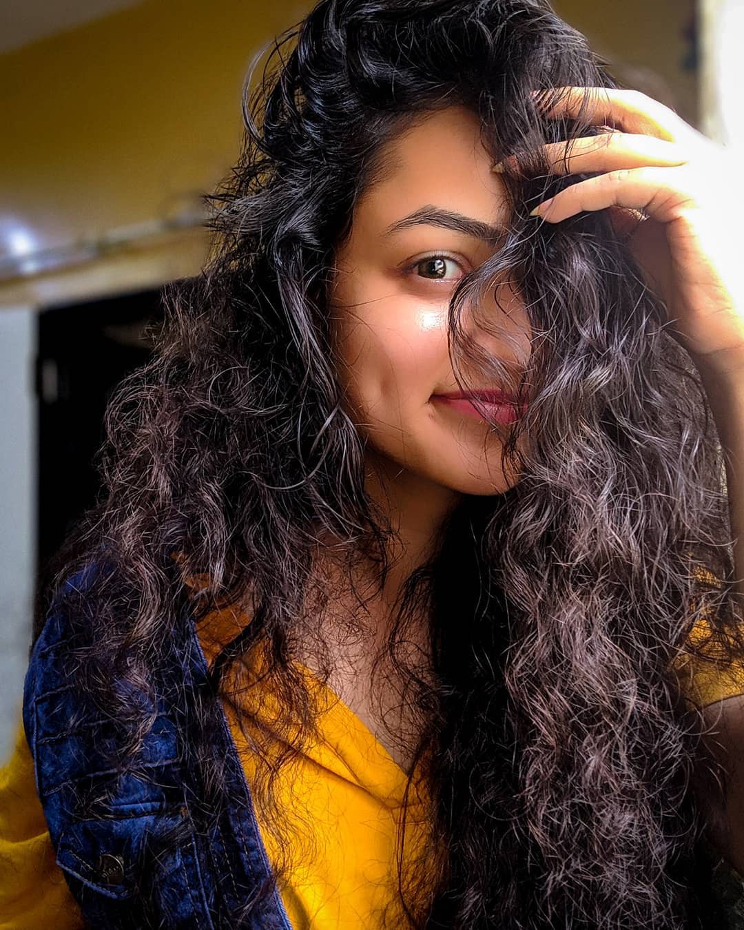 Farhina Parvez Jarimari Instagram, Long hair, Hair coloring | Farhina  Parvez Jarimari Instagram , Black hair, Brown hair