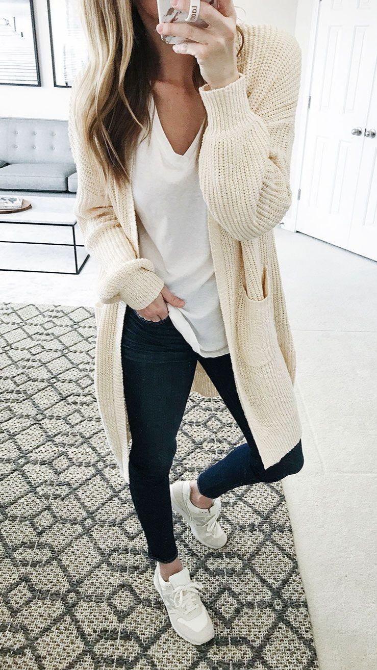 Outfits With Long Cardigan, Fashion design, Casual wear: Fashion photography,  winter outfits,  Street Style,  Casual Outfits,  Long Cardigan Outfits,  Cardigan  