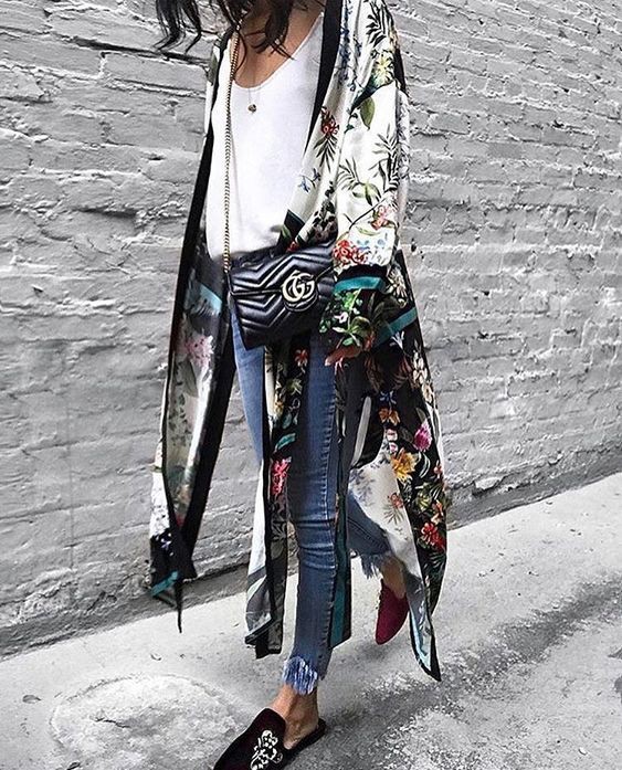 Outfits With Kimono, Kimono Long, Street fashion: kimono outfits,  Kimono Long,  Street Style,  Casual Outfits,  Floral-Print Kimono  